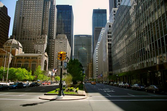 1200px-Park_Avenue_01.jpg